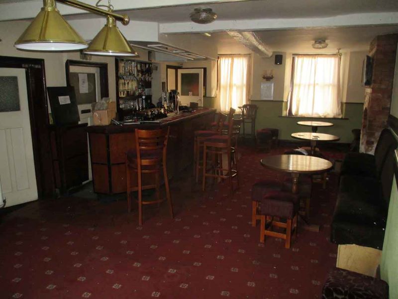 Royal Oak, 44 High Street, Collingham, Nottinghamshire, NG23 7LB