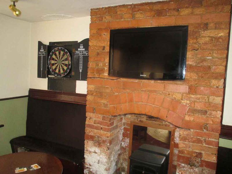 Royal Oak, 44 High Street, Collingham, Nottinghamshire, NG23 7LB