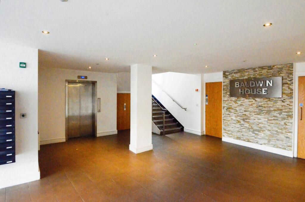 Flat 30/Baldwin House 2 Gayton Road, Harrow, Middlesex, HA1 2XE