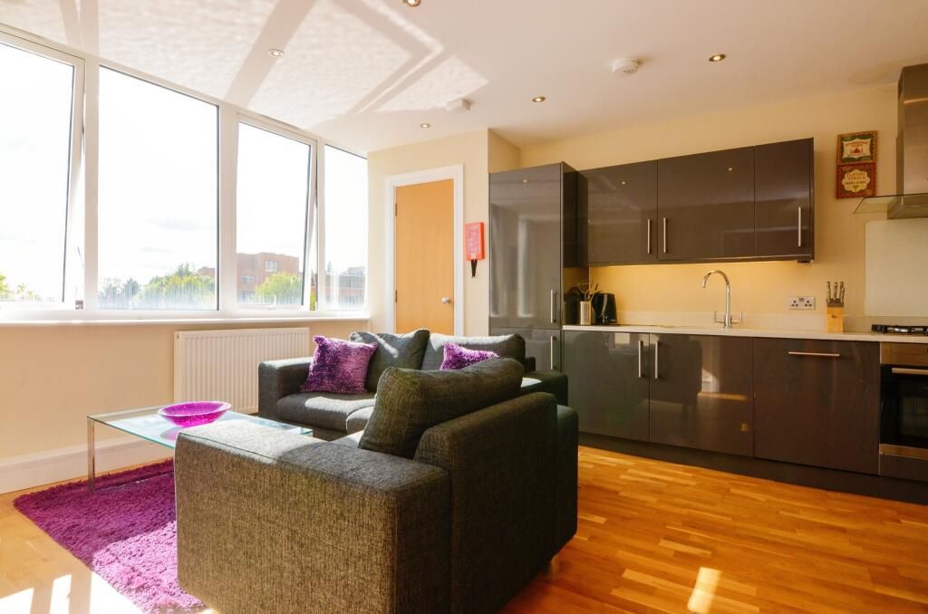 Flat 30/Baldwin House 2 Gayton Road, Harrow, Middlesex, HA1 2XE