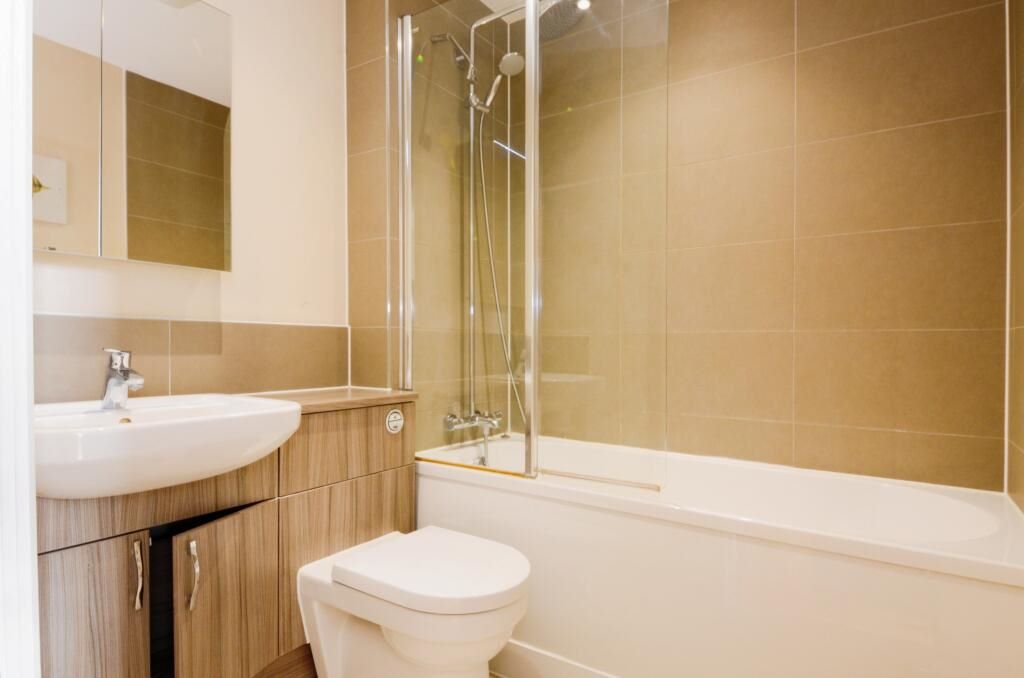 Flat 30/Baldwin House 2 Gayton Road, Harrow, Middlesex, HA1 2XE