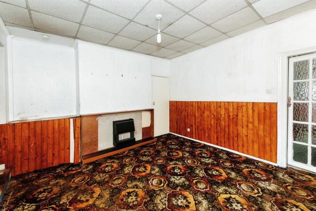 Sunderland, Tyne and Wear, SR4 6BA - Online Auctions