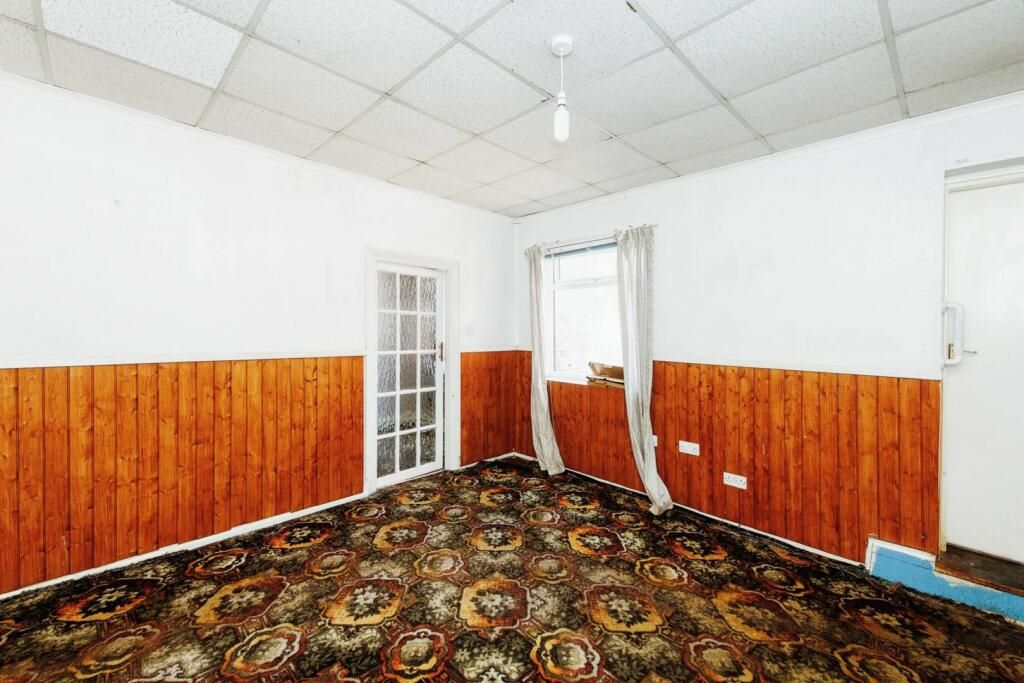 Sunderland, Tyne and Wear, SR4 6BA - Online Auctions