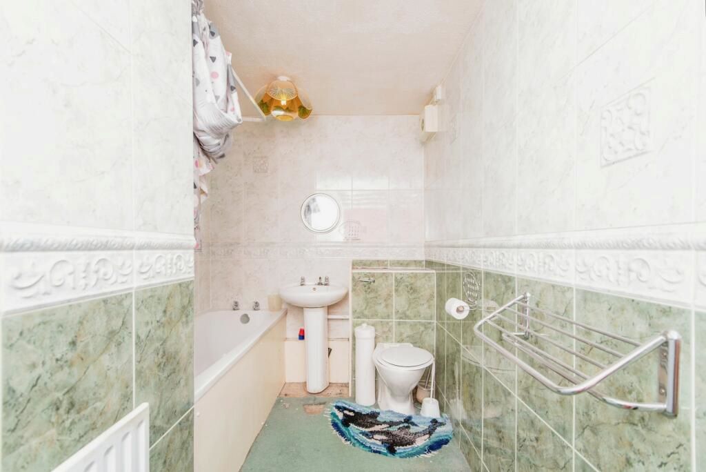 143 Winn Gardens, Sheffield, South Yorkshire, S6 1UF