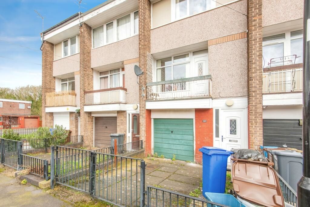 143 Winn Gardens, Sheffield, South Yorkshire, S6 1UF