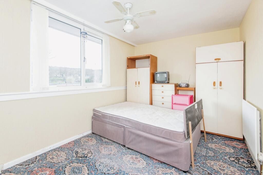 143 Winn Gardens, Sheffield, South Yorkshire, S6 1UF