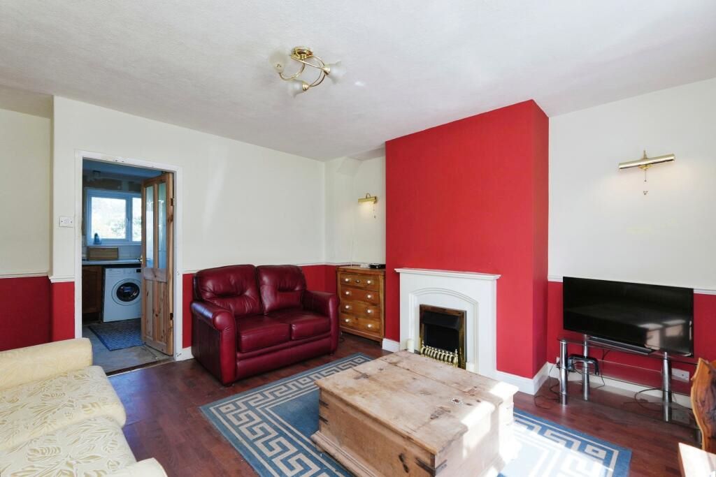 68 Duke Of York Avenue, Wakefield, West Yorkshire, WF2 7BZ