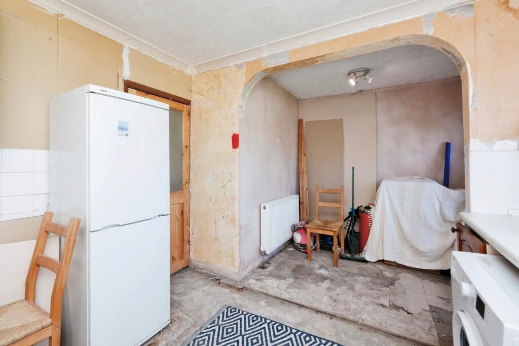 68 Duke Of York Avenue, Wakefield, West Yorkshire, WF2 7BZ
