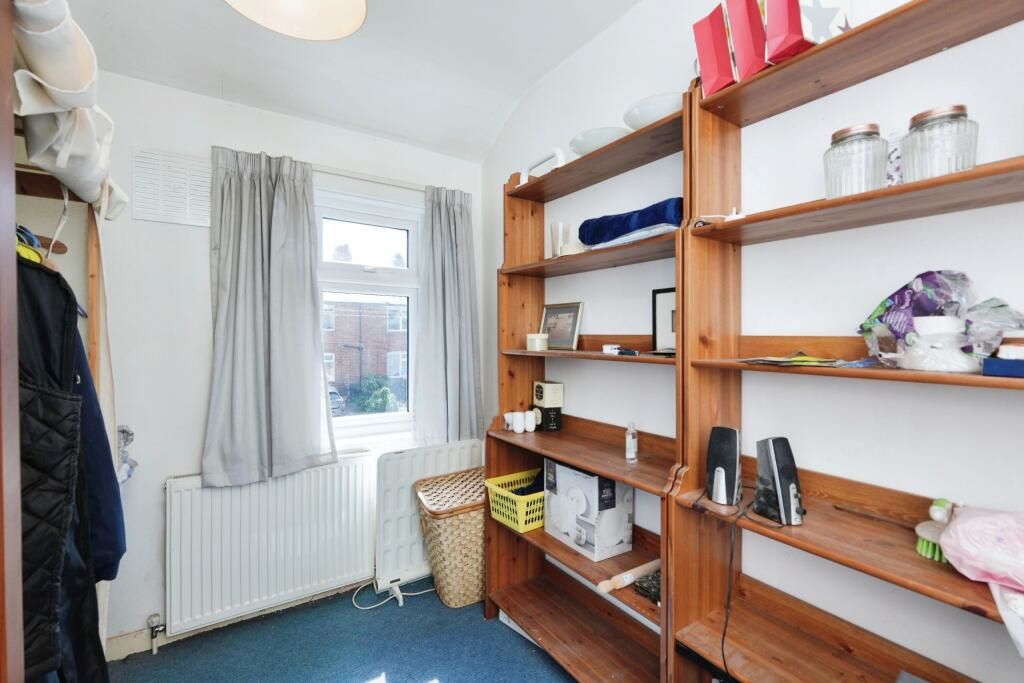 68 Duke Of York Avenue, Wakefield, West Yorkshire, WF2 7BZ