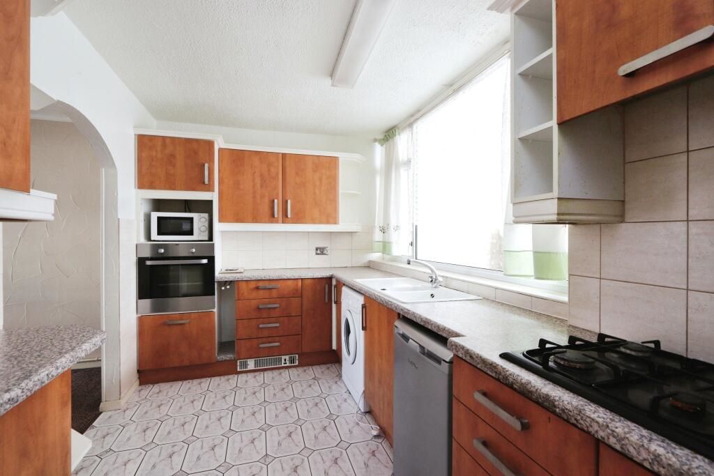 Sheffield, South Yorkshire, S6 1FE - Online Auctions