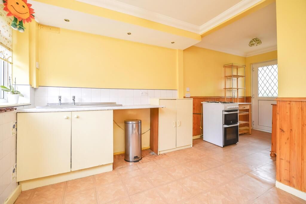 Middlesbrough, Cleveland, TS3 7HD - Online Auctions