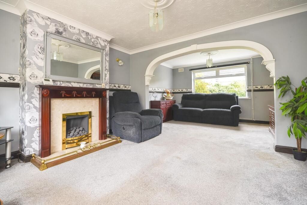 Middlesbrough, Cleveland, TS3 7HD - Online Auctions