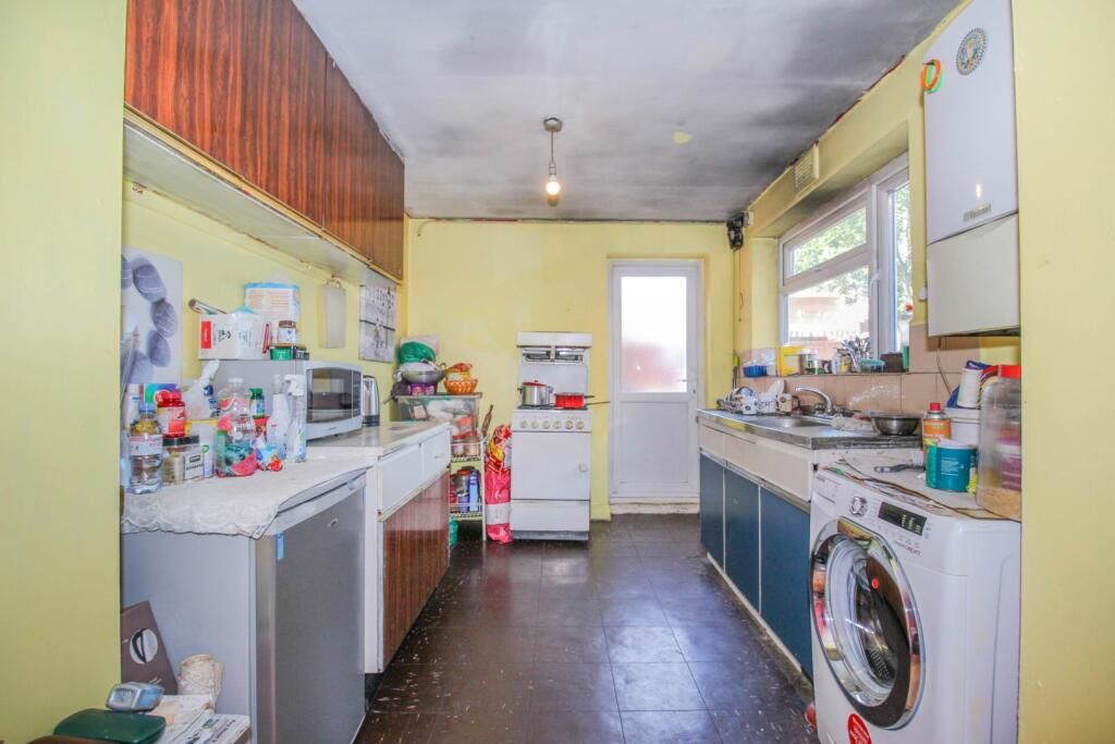 173 Bell Green Road, Coventry, West Midlands, CV6 7GW
