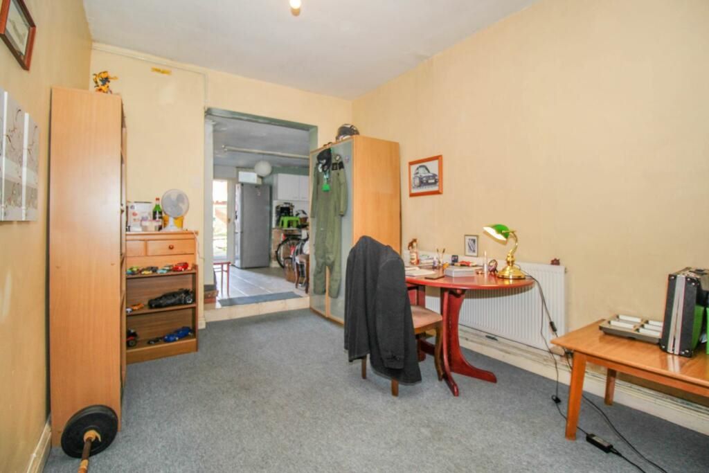 173 Bell Green Road, Coventry, West Midlands, CV6 7GW