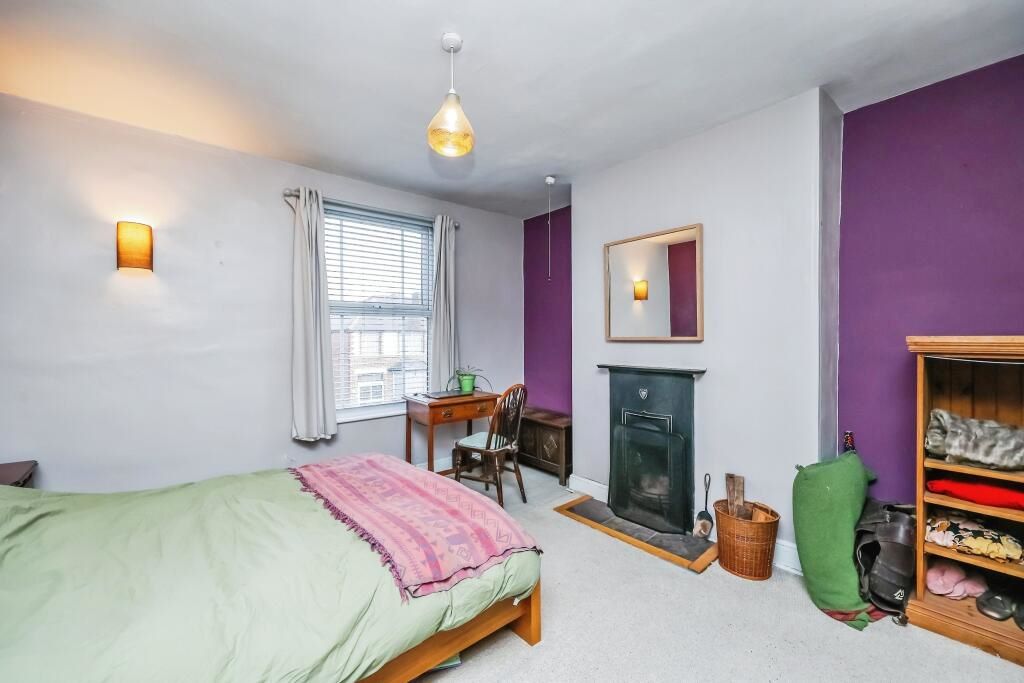 131 Nottingham Road, Nottingham, Nottinghamshire, NG7 7AY