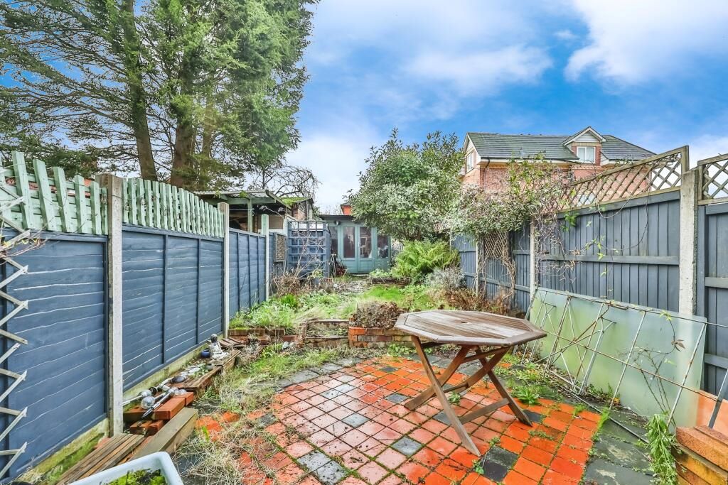 131 Nottingham Road, Nottingham, Nottinghamshire, NG7 7AY