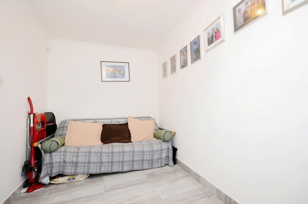 Bushey, Hertfordshire, WD23 2AJ - Online Auctions