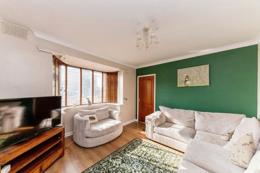 27 Lady Frances Crescent, Cleethorpes, South Humberside, DN35 9JX