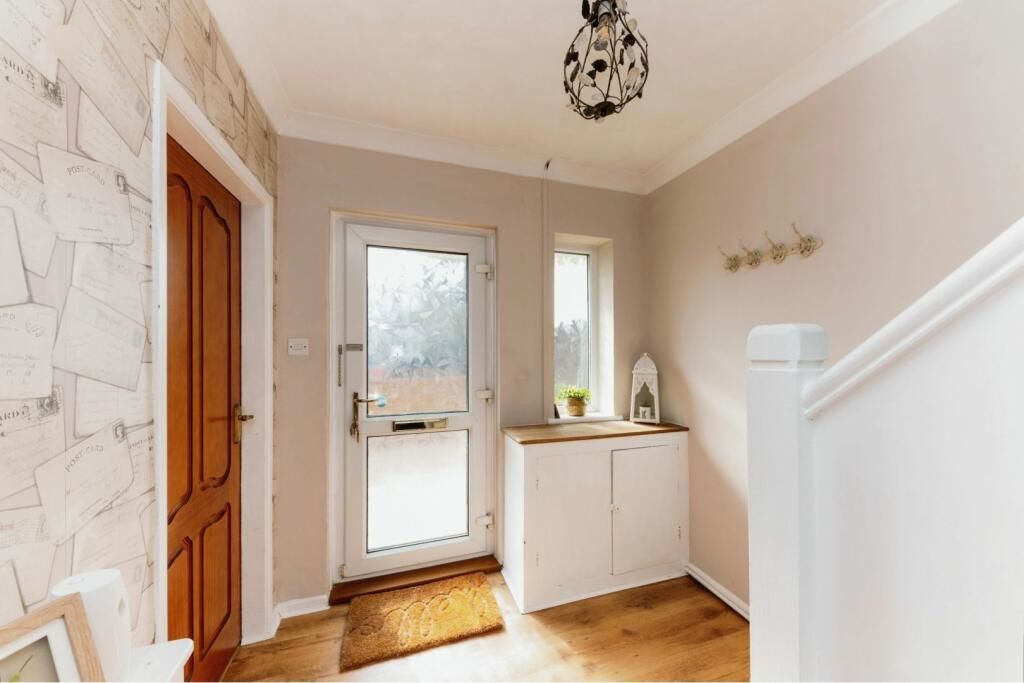 27 Lady Frances Crescent, Cleethorpes, South Humberside, DN35 9JX