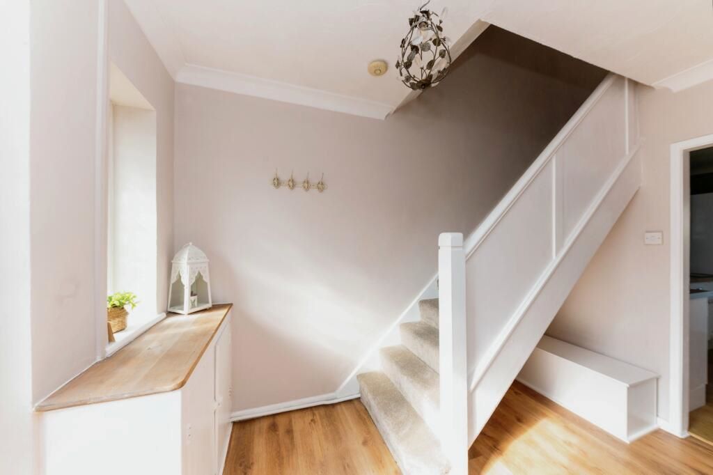 27 Lady Frances Crescent, Cleethorpes, South Humberside, DN35 9JX