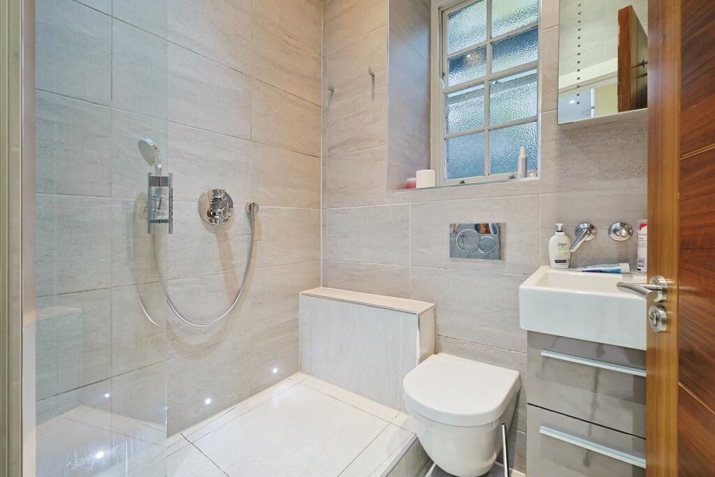 8 Maida Vale, London, W9 1TH