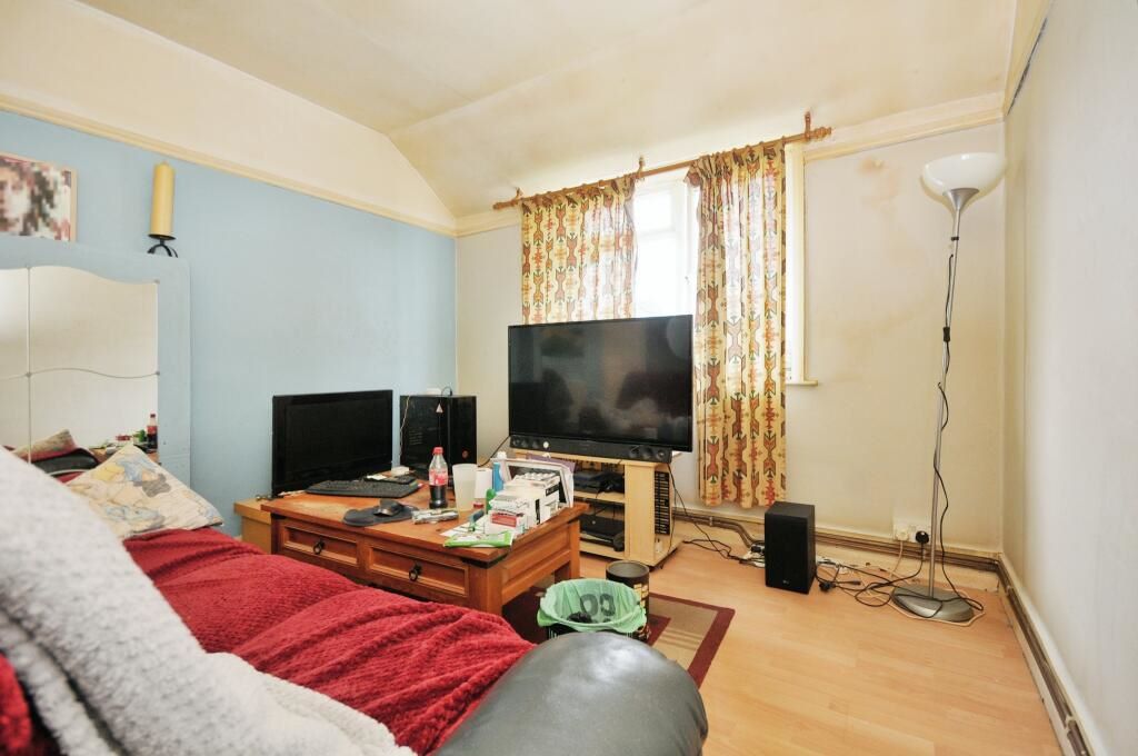 6 Cowden Street, London, SE6 3SW