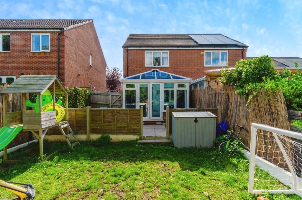 33 Pitchwood Close Darlaston, Wednesbury, West Midlands, WS10 8BF