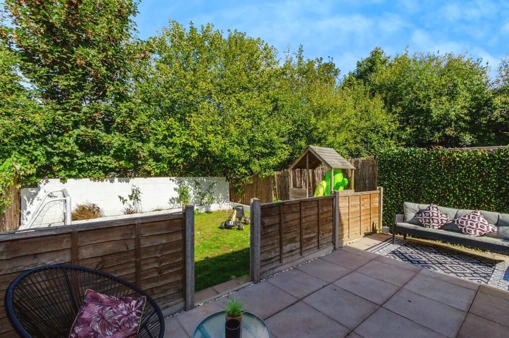 33 Pitchwood Close Darlaston, Wednesbury, West Midlands, WS10 8BF