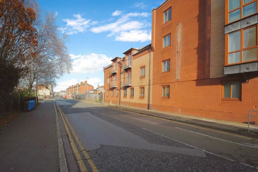 41 Caroline Street, Hull, North Humberside, HU2 8DW