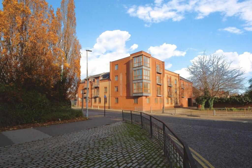 41 Caroline Street, Hull, North Humberside, HU2 8DW