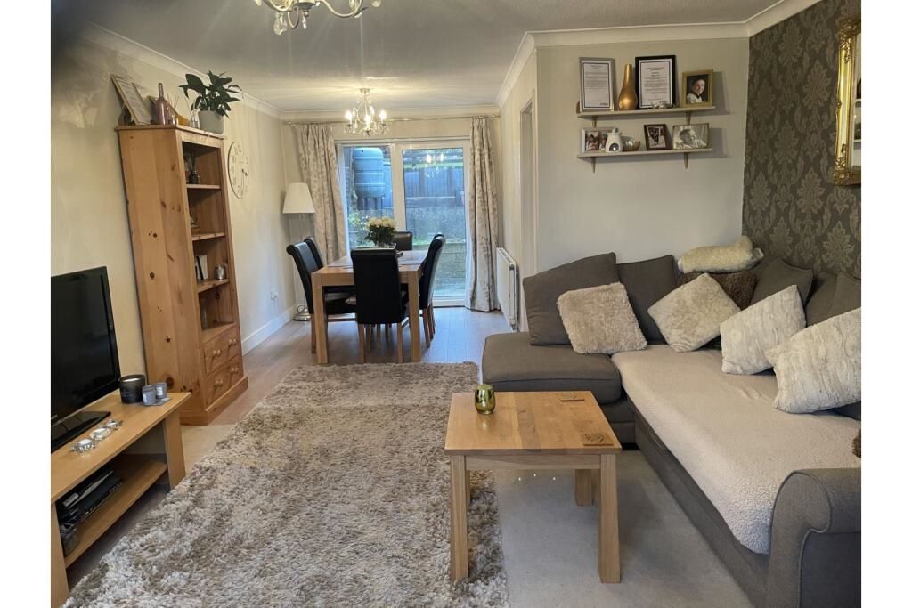 8 Brentwood Avenue Bamford, Hope Valley, Derbyshire, S33 0AF