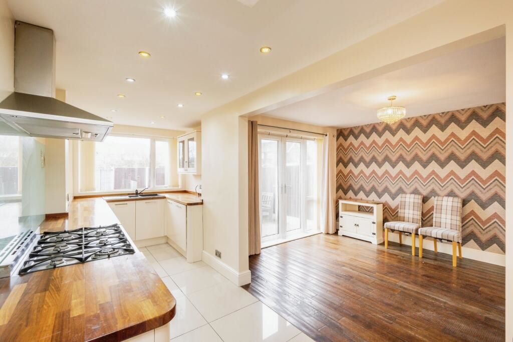 Irlam, Manchester, Lancashire, M44 6BT - Online Auctions