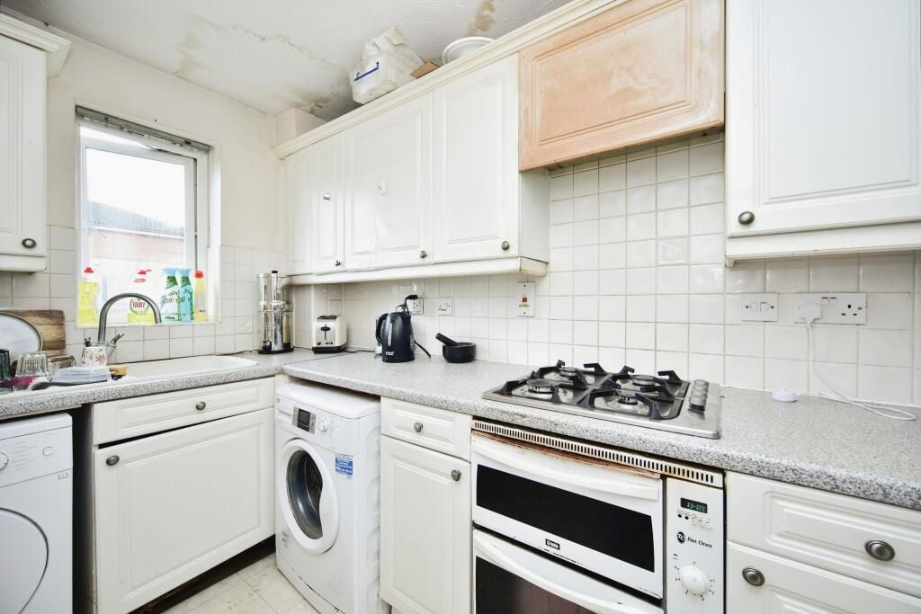 17 Bodiam Court, Maidstone, Kent, ME16 8LZ