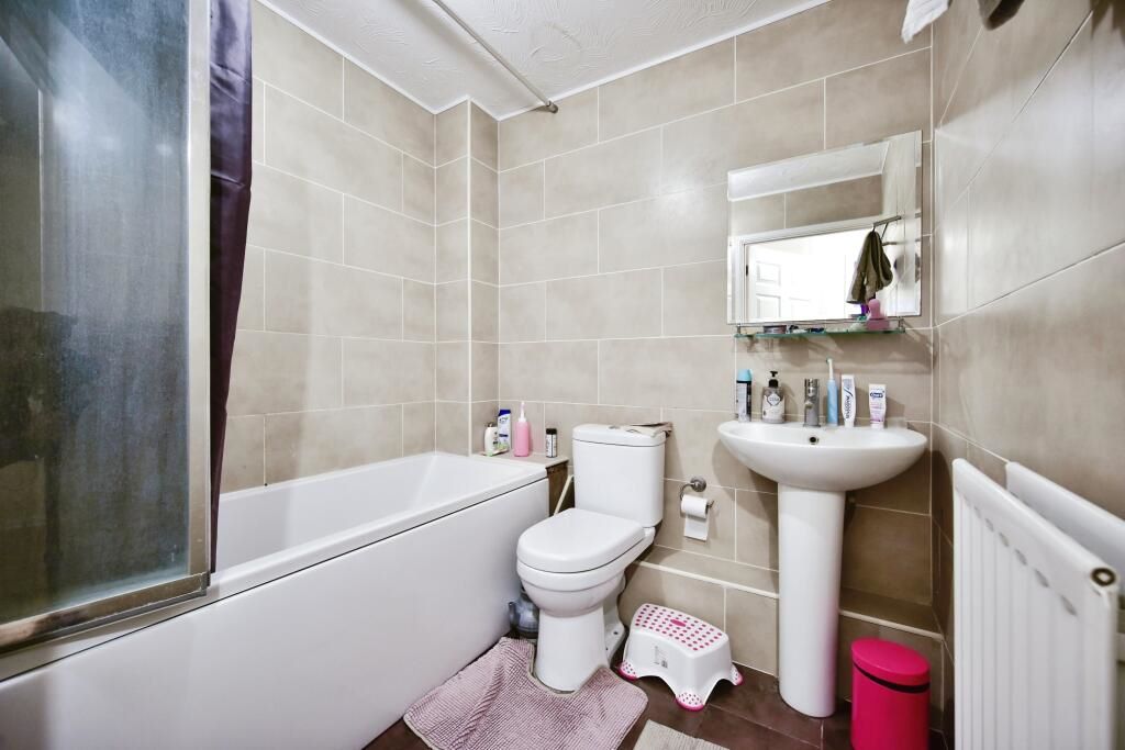 17 Bodiam Court, Maidstone, Kent, ME16 8LZ