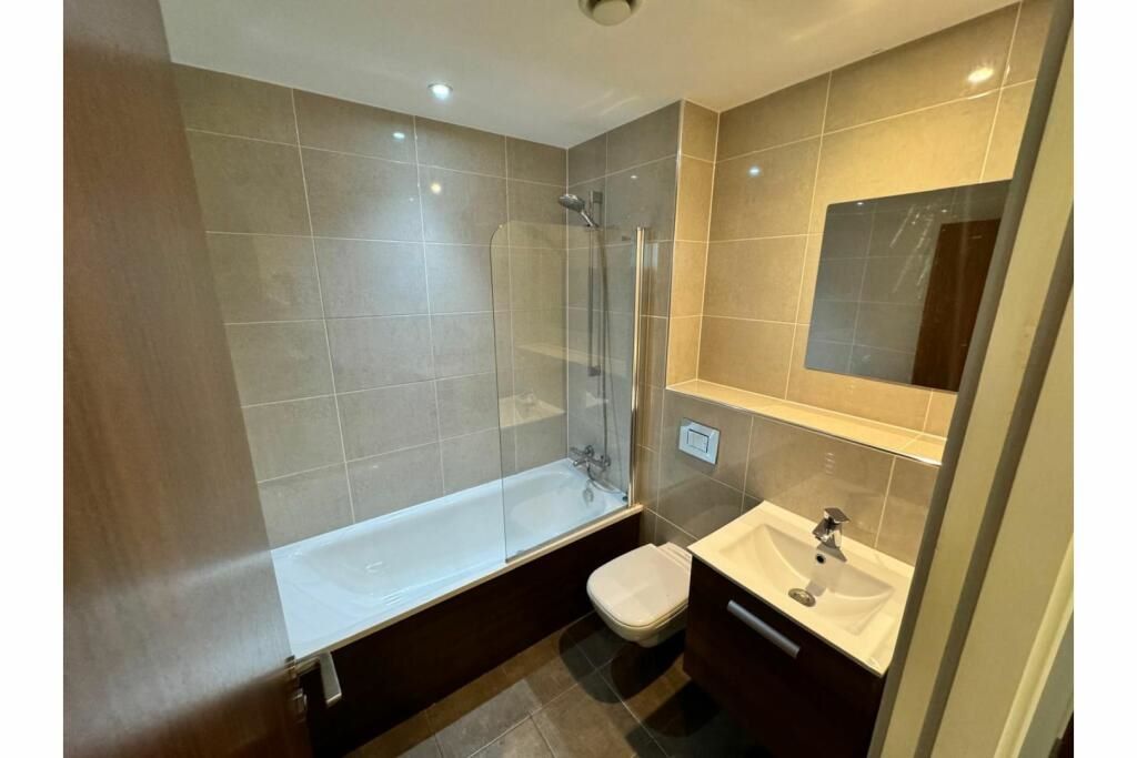 Apartment 1904 Metropolitan House, 1 Hagley Road, Birmingham, West Midlands, B16 8JA