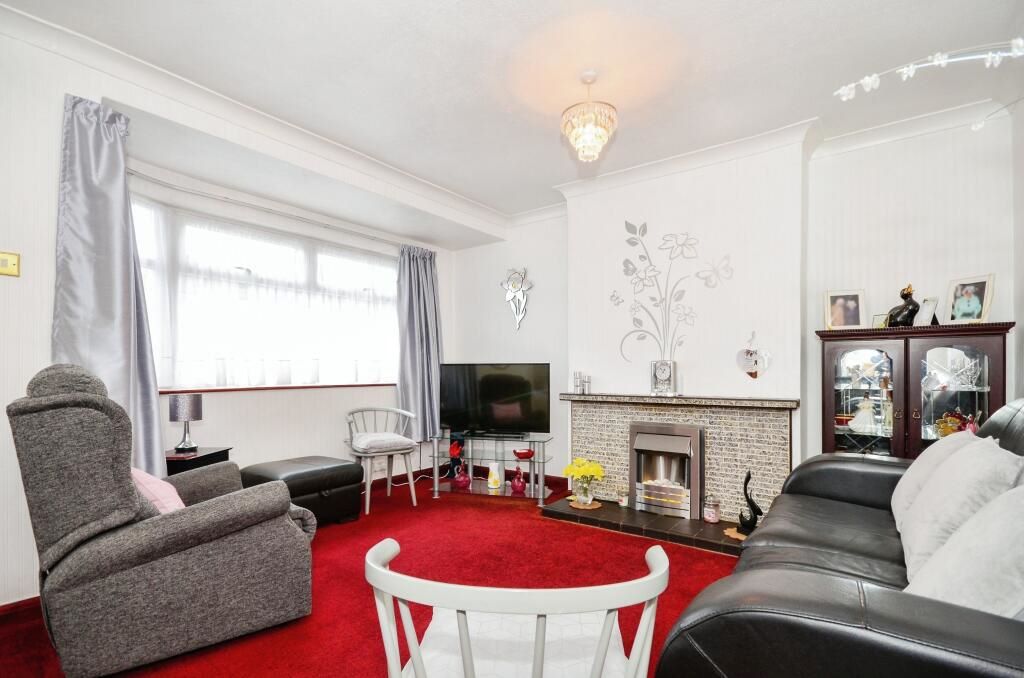 35 Eldon Avenue, Borehamwood, Hertfordshire, WD6 1NL