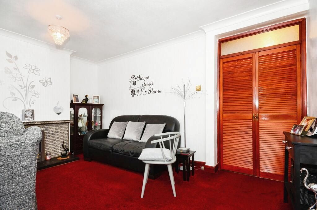 35 Eldon Avenue, Borehamwood, Hertfordshire, WD6 1NL