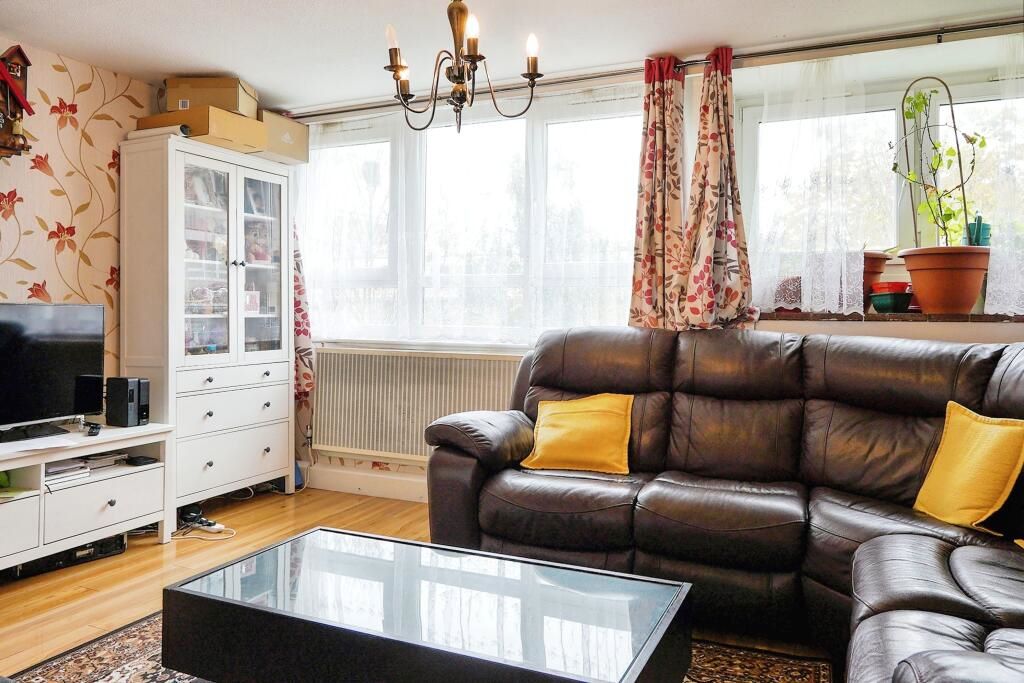 Flat 88 Badric Court, 5 Yelverton Road, London, SW11 3SW