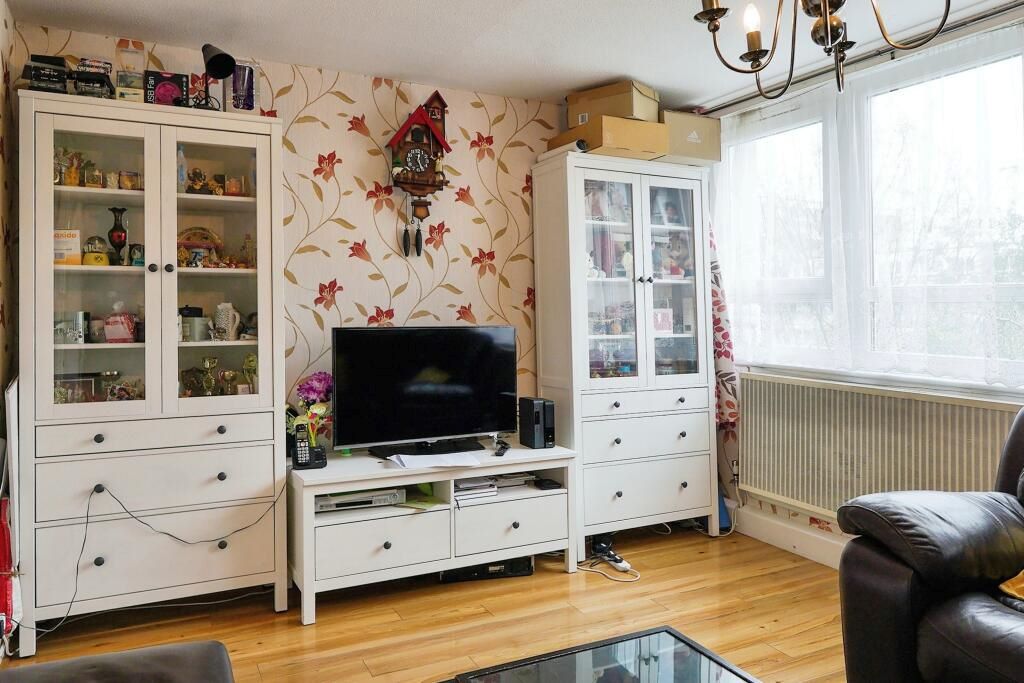 Flat 88 Badric Court, 5 Yelverton Road, London, SW11 3SW