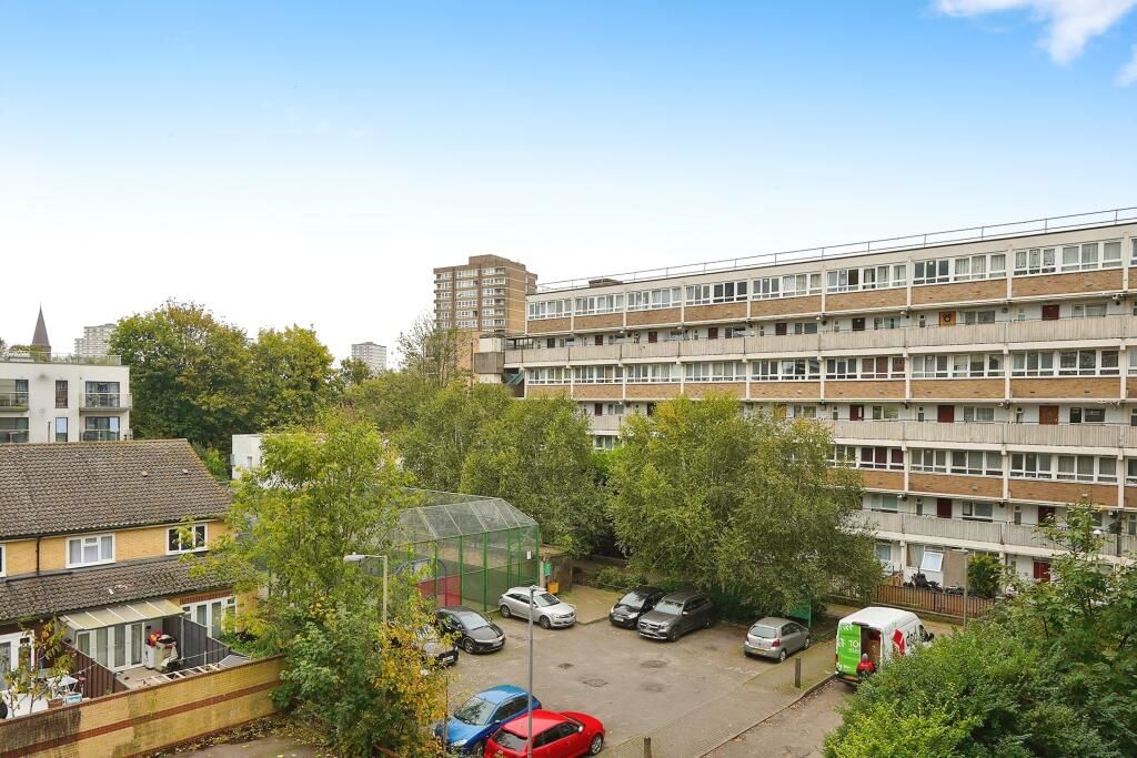Flat 88 Badric Court, 5 Yelverton Road, London, SW11 3SW