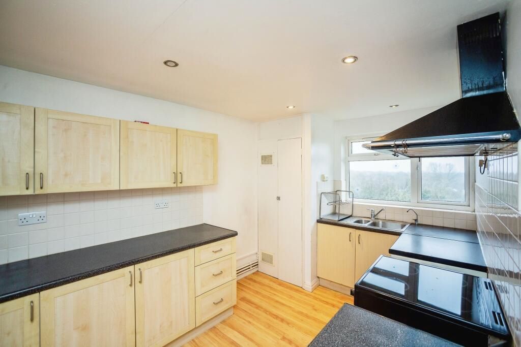 35 Gilbert Close, Swanscombe, Kent, DA10 0NH