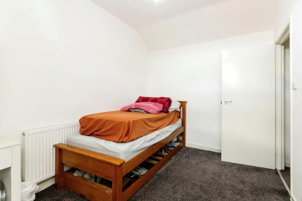 8 Caulton Street, Nottingham, Nottinghamshire, NG7 5AA