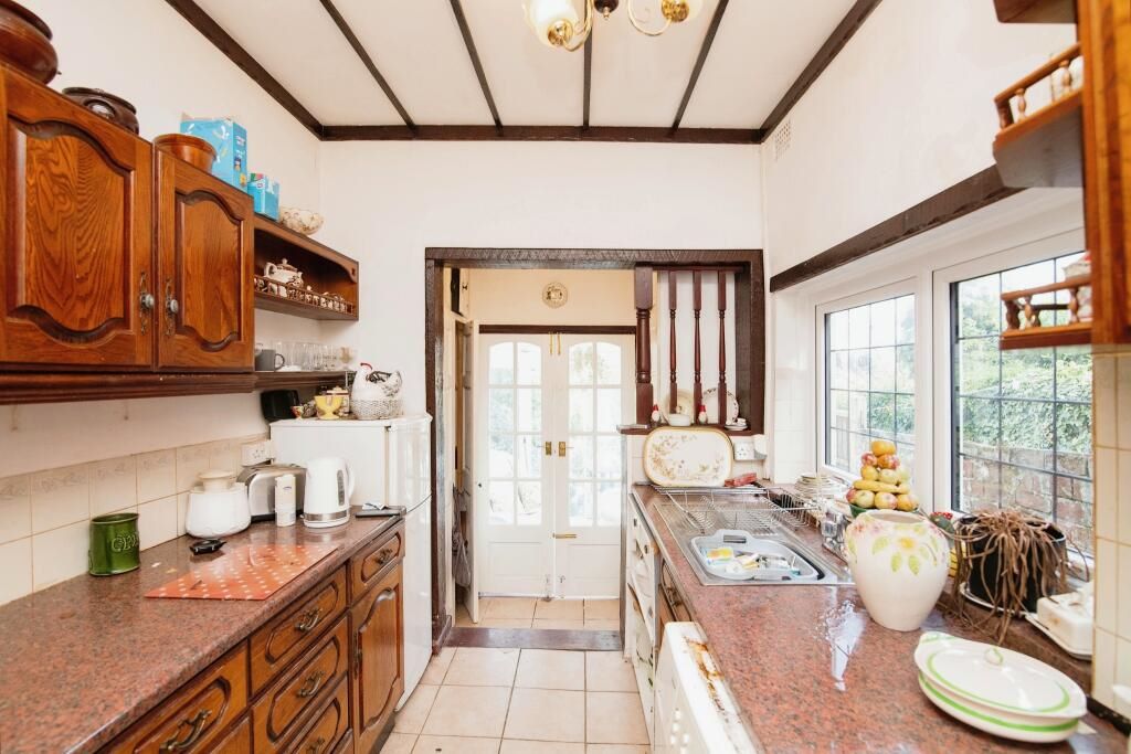 81 Galton Road, Smethwick, West Midlands, B67 5JX