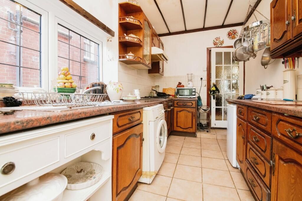 81 Galton Road, Smethwick, West Midlands, B67 5JX