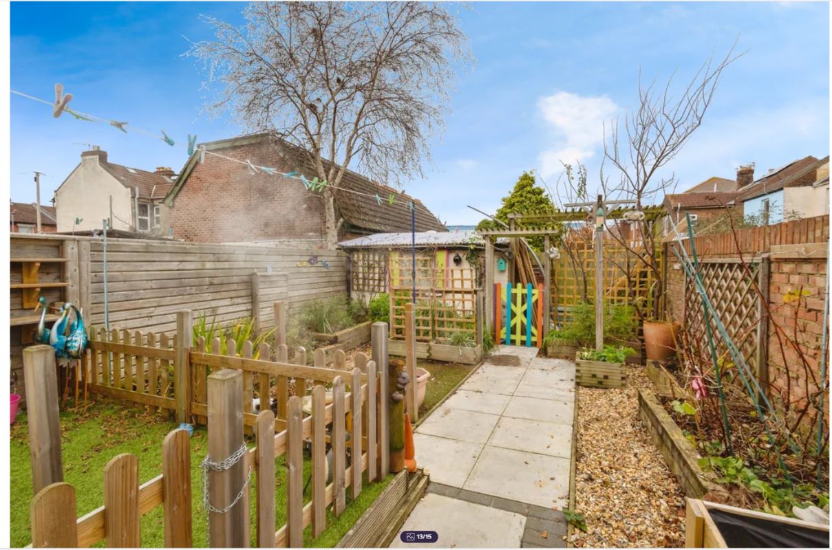 Lower Flat 28 Goldsmith Avenue, Southsea, Hampshire, PO4 8QT