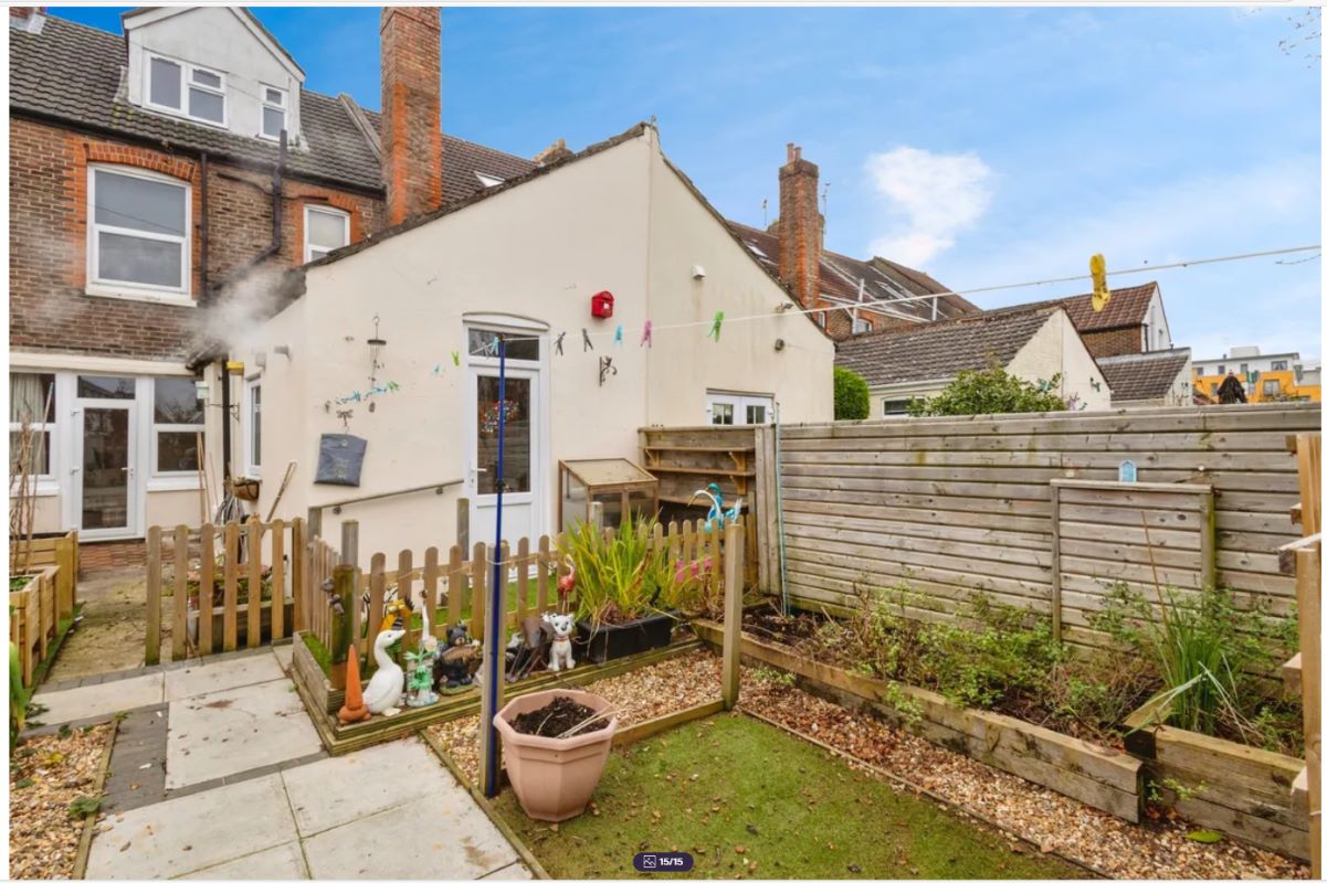 Lower Flat 28 Goldsmith Avenue, Southsea, Hampshire, PO4 8QT