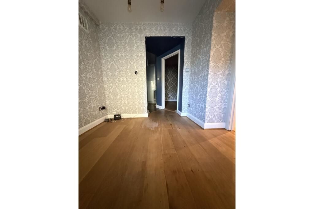 1a Courtenay Towers Courtenay Terrace, Hove, East Sussex, BN3 2WF