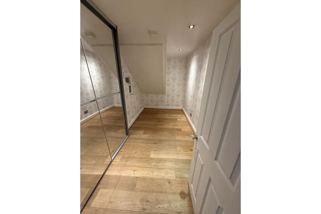 1a Courtenay Towers Courtenay Terrace, Hove, East Sussex, BN3 2WF