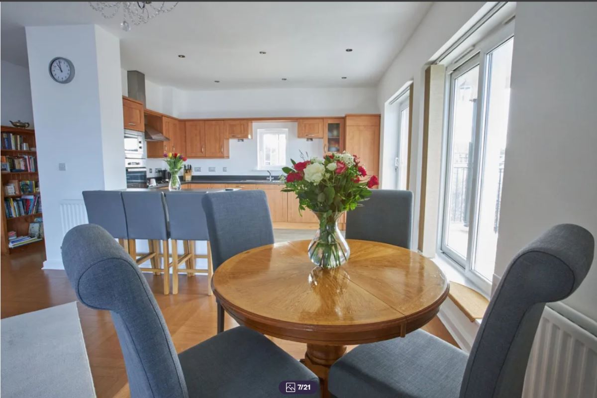 55 The Boulevard, Greenhithe, Kent, DA9 9GU