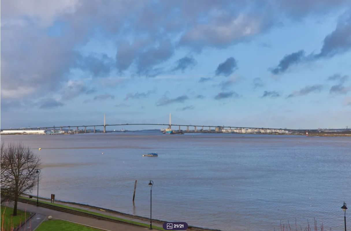 55 The Boulevard, Greenhithe, Kent, DA9 9GU